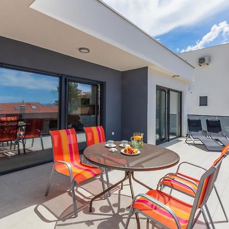Luxury 2 Bedroom Apartment With Sea View Baška Voda Exteriér fotografie