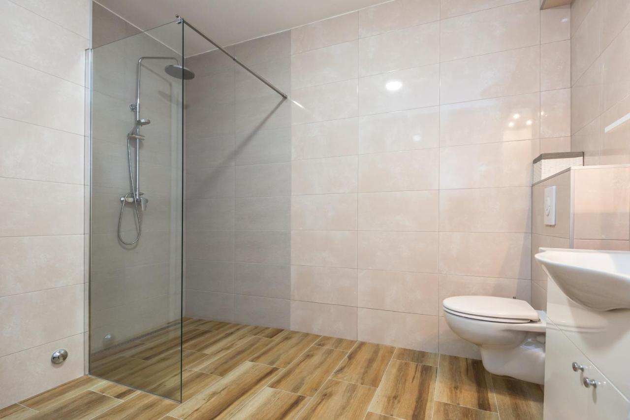 Luxury 2 Bedroom Apartment With Sea View Baška Voda Exteriér fotografie